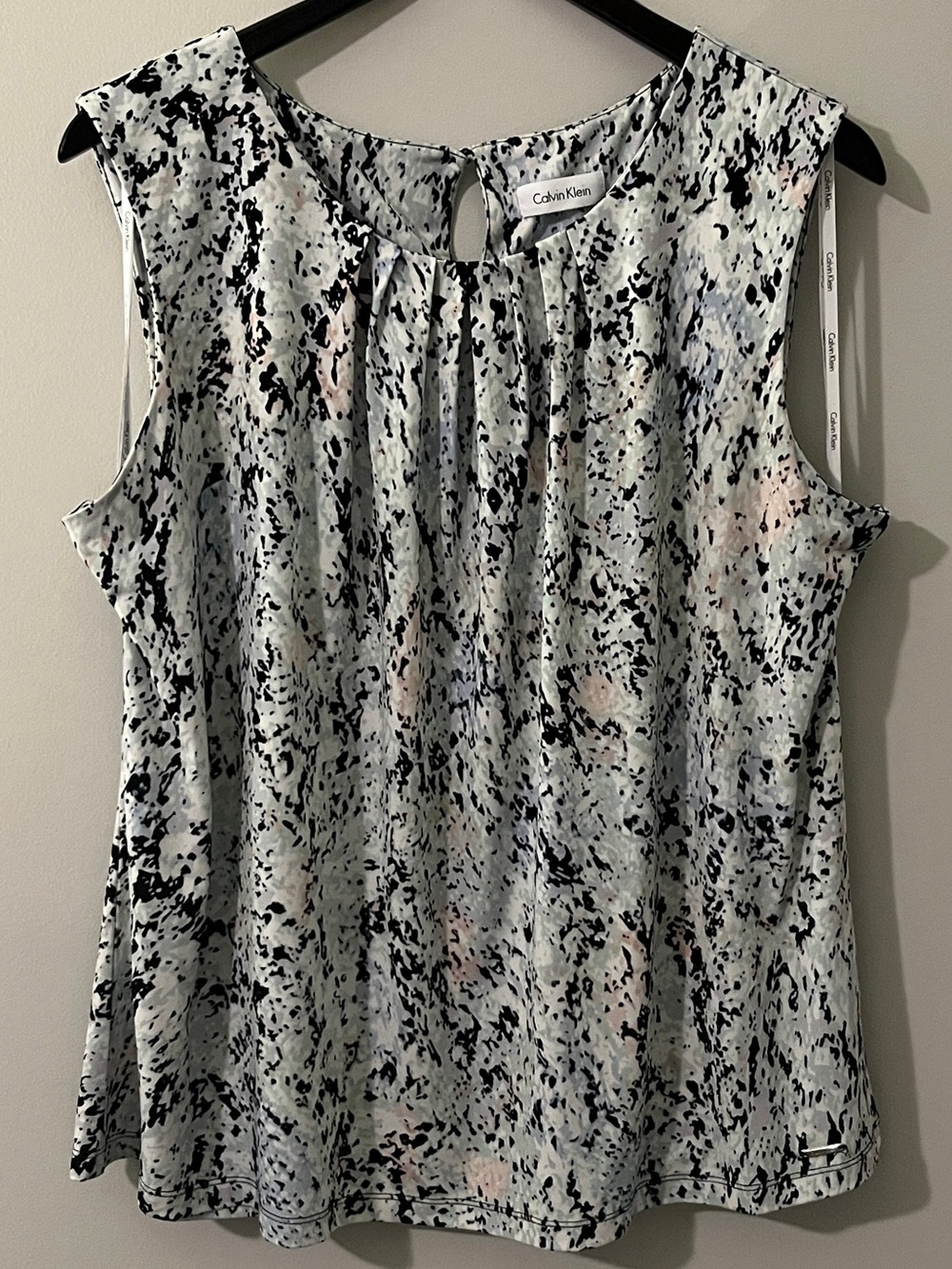 Calvin Klein Abstract Print Sleeveless Camisole - White, Black & Pale Pink